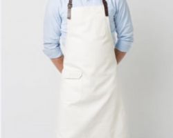 Ficha técnica del producto Pechera con aplicación en tirante de cuero o cuerina,con bolsillo con tapa exterior, corporativa, publicitaria.
Pechera trabajo corporativa y Publicitaria
Tela: Pechera, delantal ajustable en el cuello con pasador plástico
Para mejor ajuste, disponible en tela gabardina.
Descripción: Pechera y o delantal publicitario de trabajo en tela gabardina composición
Algodón con poliéster, es más gruesa y se encuentra en 7 colores, se puede aplicar logo bordado y estampado.
Cuero:tirante de cuello cuero natural
Cuerina : tirante de cuello cuerina ecológica símil cuero,plástica.
La opción de tirante es opcional y varia el valor según la elección de esta.
Tallas de pechera: las tallas son estándar ,su uso es para hombre y mujer, también se encuentran disponibles en talla xxl si así se requiere.
Usos: Pechera corporativa o delantal sus usos son variados, usos publicitarios para dar identidad a una marca, usos para trabajo en restaurantes, cafeterías, ferreterías, tiendas, clínicas, cocina ,de regalo corporativo etc. sus usos son variados y es para identificar a una marca y dar protección de manchas y productos.
Lavados: se recomienda lavar sola sin otras prendas.
Fono ventas:22-7244928 +56996569117 Delantal de cocina blanco