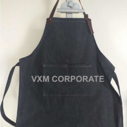 Pechera de jeans con tirante de cuello de cuero con pasador plástico para un mejor ajuste,tela resistente de mezclilla,otorga protección a la ropa. Pechera de mezclilla y cuero ideal para regalo corporativo y uniformes
