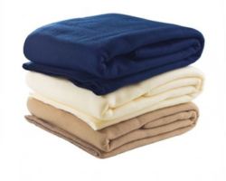 Ficha técnica: Manta de polar, Frazada de polar.
Descripción; Tela polar de calidad, durabilidad, Frazada térmica, tela polar ecológica
Terminación orillada overlock.
Medidas: Frazada polar se encuentra disponible en todas las medidas
65x1.50 -100x1.50 -130x1.50- 190x1.50 -190x1.00 -2.00x1.50.
El valor varía dependiendo de la medida.
Se encuentra disponible en más de 20 colores, frazada térmica de polar
Se puede bordar o estampar.
Usos: Frazada polar o Manta polar sus usos son variados , usos publicitarios, regalos publicitarios,
Para viajes, regalos corporativos, para restaurantes y café, eventos y matrimonios, empresas de viaje, aerolíneas, Hoteles, Clínicas son multiuso por su alto valor térmico.
Lavados: se recomienda lavar sola sin otras prendas, se puede secar en la secadora.
Fono ventas: 22-7244928 +56996569117
