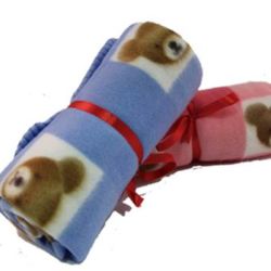 Ficha técnica: Manta de polar, para niños,se encuentran disponibles en colores estampados y lisos.
Descripción; Tela polar de calidad, durabilidad, Frazada térmica, tela polar ecológica
Terminación orillada overlock.
Medidas: Frazada polar se encuentra disponible en todas las medidas
65x1.50 -100x1.50 -130x1.50- 190x1.50 -190x1.00 -2.00x1.50.
El valor varía dependiendo de la medida.
Se encuentra disponible en más de 20 colores, frazada térmica de polar
Se puede bordar o estampar según elección.
Usos: Frazada polar o Manta polar sus usos son variados , usos publicitarios, regalos publicitarios,
Para viajes, regalos corporativos, para restaurantes y café, eventos y matrimonios, empresas de viaje, aerolíneas, Hoteles, Clínicas son multiuso por su alto valor térmico.
Lavados: se recomienda lavar sola sin otras prendas, se puede secar en la secadora.
Fono ventas: 22-7244928 +56996569117